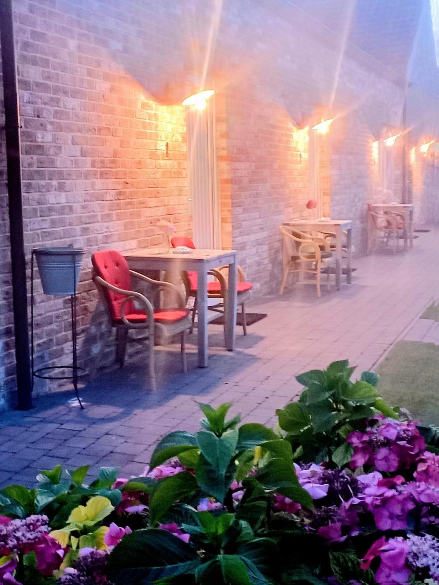 B&B Quarterhouse Moerkerke Экстерьер фото